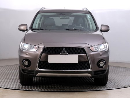 Mitsubishi Outlander, 2010 - pohled č. 2