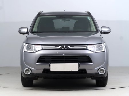 Mitsubishi Outlander, 2013 - pohled č. 2