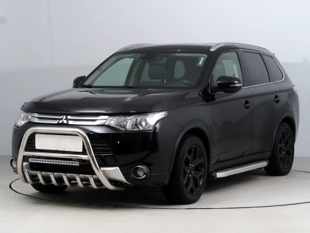 Mitsubishi Outlander, 2014 - pohled č. 3