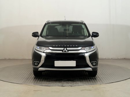 Mitsubishi Outlander, 2017 - pohled č. 2
