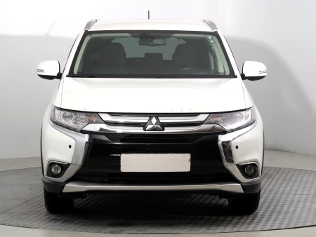 Mitsubishi Outlander, 2016 - pohled č. 2