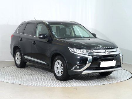 Mitsubishi Outlander, 2016