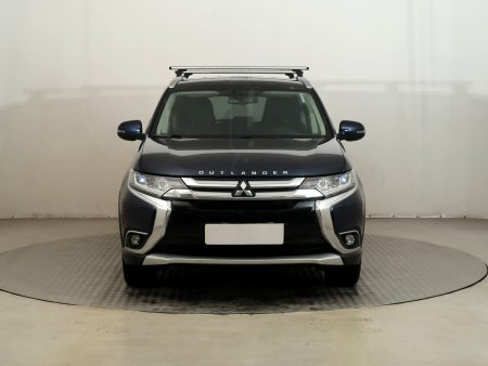 Mitsubishi Outlander, 2017 - pohled č. 2