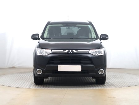Mitsubishi Outlander, 2013 - pohled č. 2