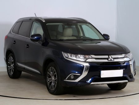 Mitsubishi Outlander, 2016