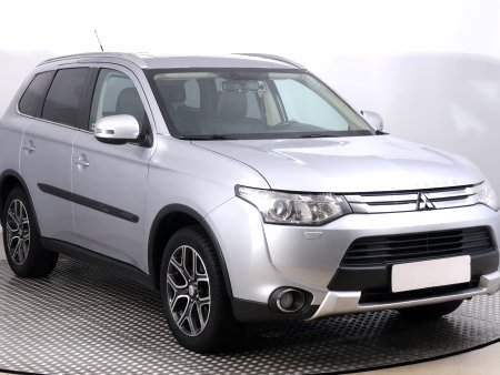 Mitsubishi Outlander, 2014