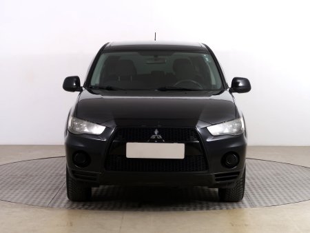 Mitsubishi Outlander, 2010 - pohled č. 2