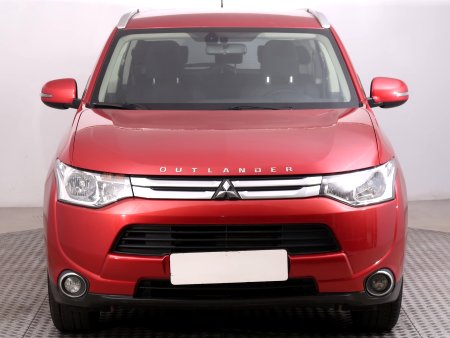 Mitsubishi Outlander, 2015 - pohled č. 2