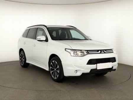 Mitsubishi Outlander, 2014