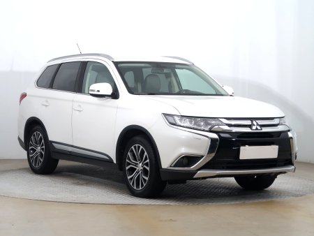 Mitsubishi Outlander, 2016