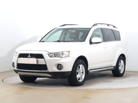 Mitsubishi Outlander, 2011 - pohled č. 3