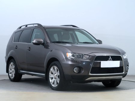 Mitsubishi Outlander, 2011