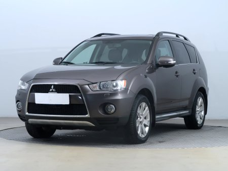 Mitsubishi Outlander, 2011 - pohled č. 3