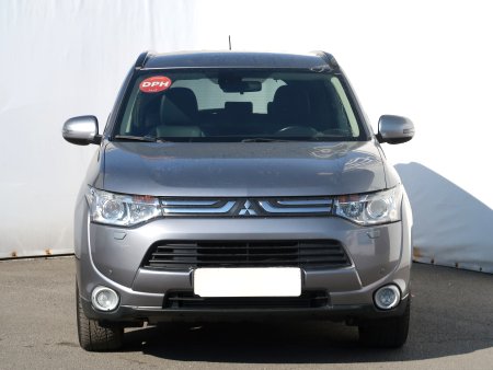 Mitsubishi Outlander, 2012 - pohled č. 2