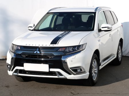 Mitsubishi Outlander, 2019 - pohled č. 3