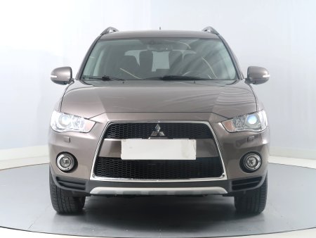 Mitsubishi Outlander, 2012 - pohled č. 2