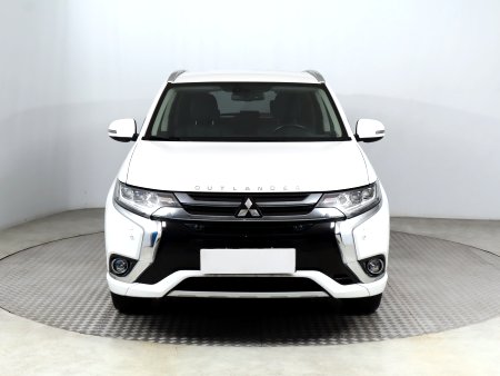 Mitsubishi Outlander, 2018 - pohled č. 2
