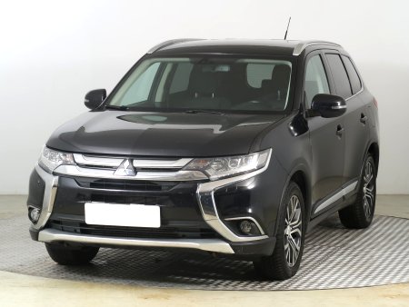Mitsubishi Outlander, 2016 - pohled č. 3