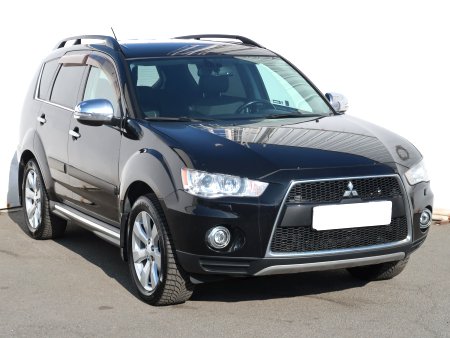 Mitsubishi Outlander, 2012