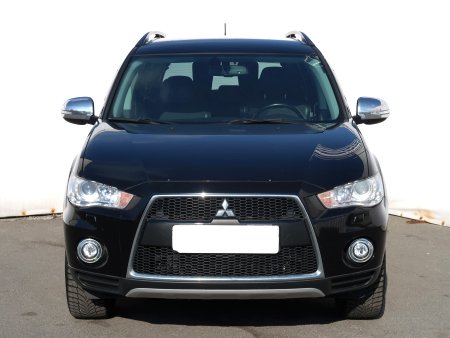 Mitsubishi Outlander, 2012 - pohled č. 2