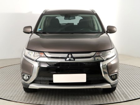 Mitsubishi Outlander, 2017 - pohled č. 2