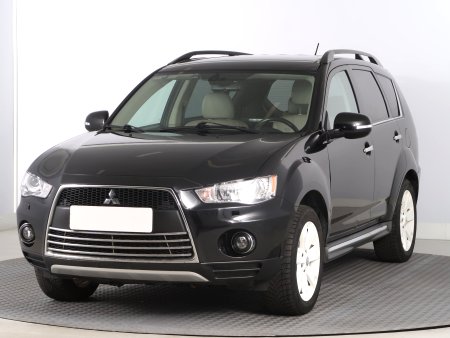 Mitsubishi Outlander, 2011 - pohled č. 3