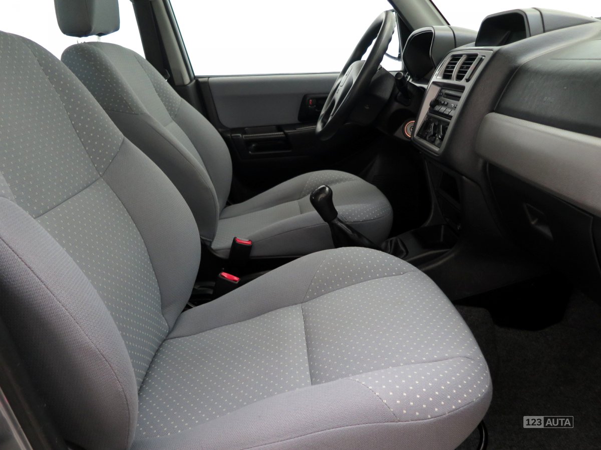 Mitsubishi Pajero Pinin, 2005 - pohled č. 12