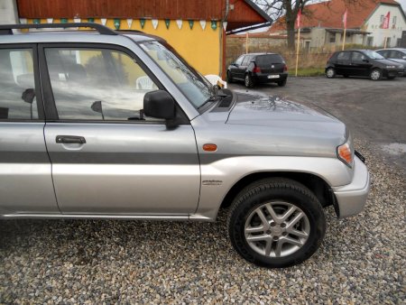 Mitsubishi Pajero Pinin, 2004 - pohled č. 4