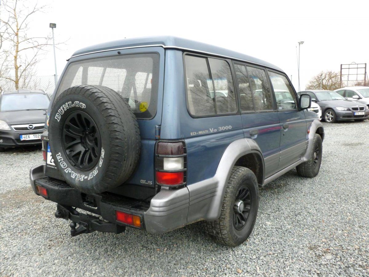 Mitsubishi Pajero, 1993 - pohled č. 5