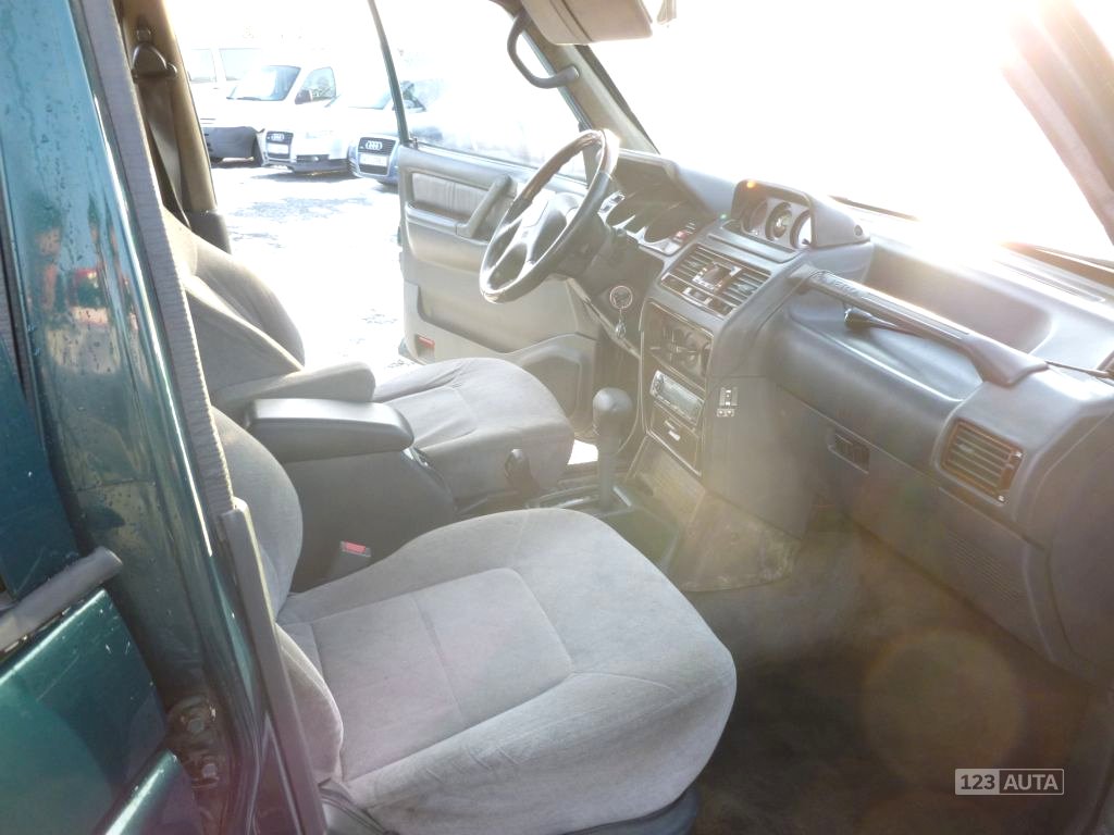 Mitsubishi Pajero, 1998 - pohled č. 15