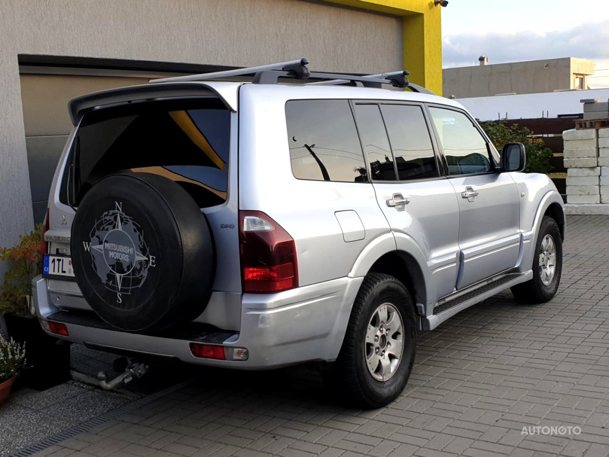 Mitsubishi Pajero, 2004 - pohled č. 2