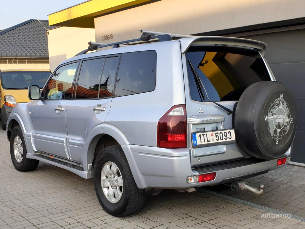 Mitsubishi Pajero, 2004 - pohled č. 3