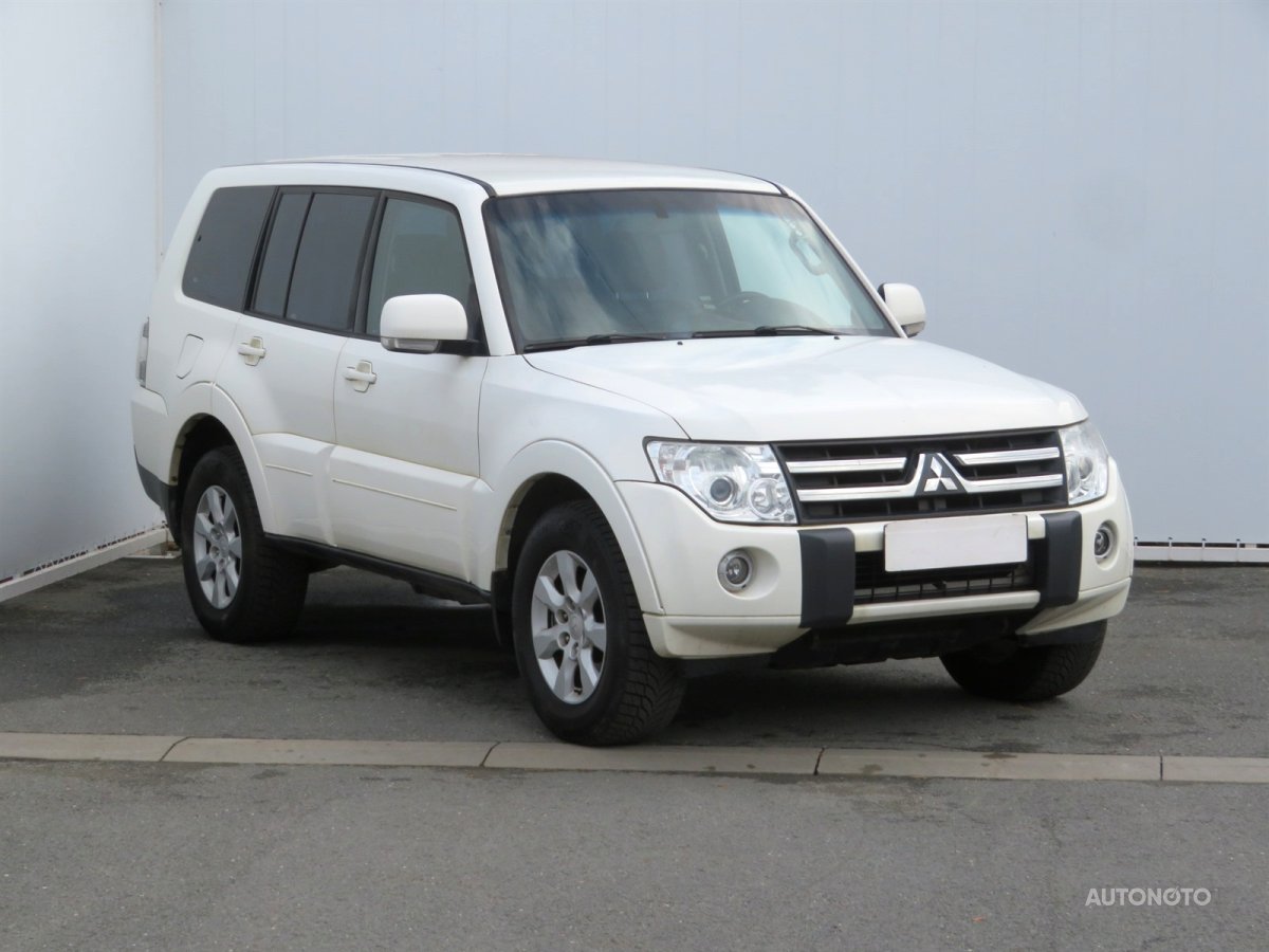 Mitsubishi Pajero, 2011 - celkový pohled