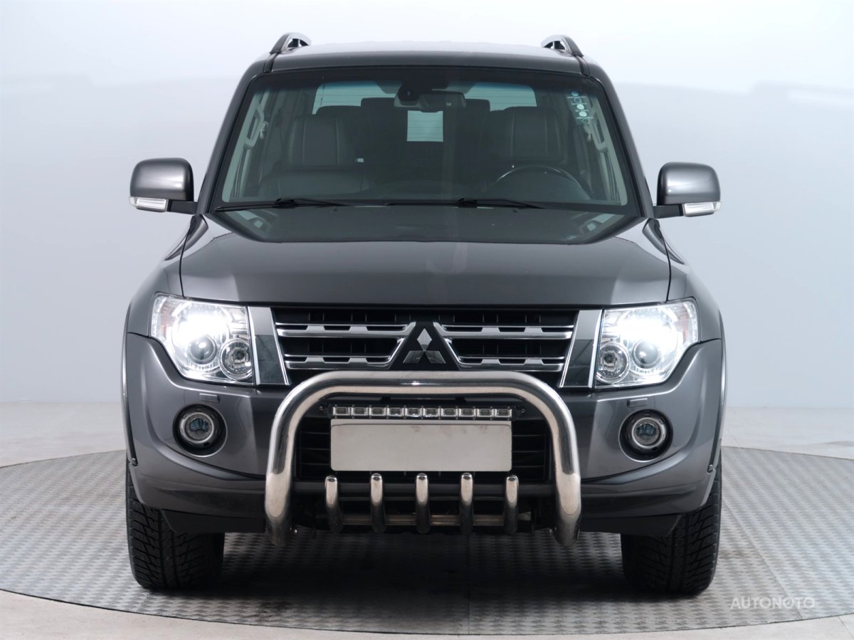 Mitsubishi Pajero, 2012 - pohled č. 2