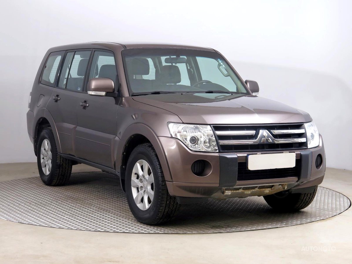 Mitsubishi Pajero, 2010 - celkový pohled