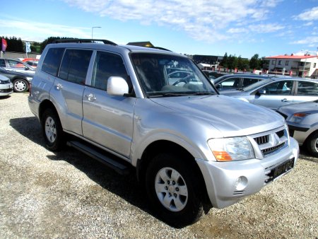 Mitsubishi Pajero, 2004 - pohled č. 2
