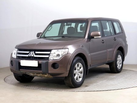Mitsubishi Pajero, 2010 - pohled č. 3