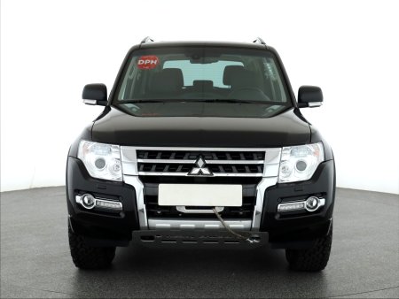 Mitsubishi Pajero, 2017 - pohled č. 2