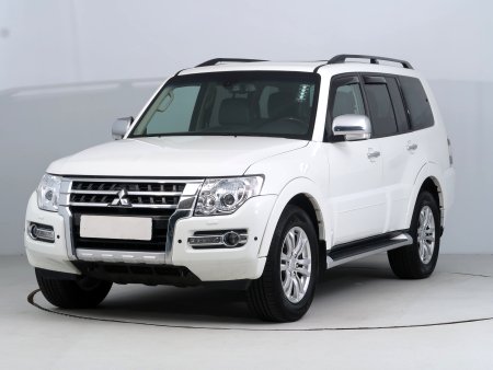 Mitsubishi Pajero, 2016 - pohled č. 3