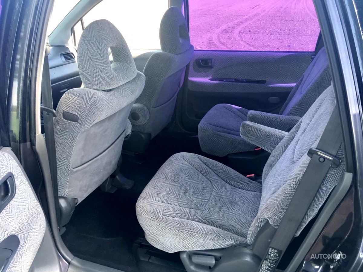 Mitsubishi Space Wagon, 1998 - pohled č. 7