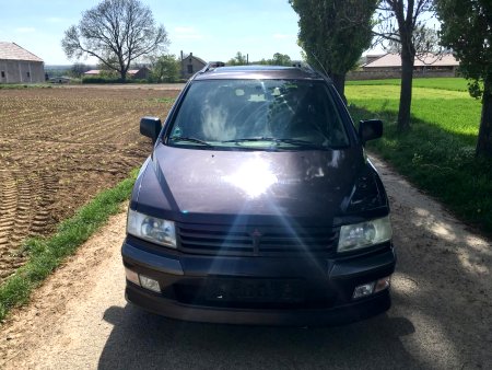 Mitsubishi Space Wagon, 1998 - pohled č. 3