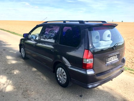 Mitsubishi Space Wagon, 1998 - pohled č. 4
