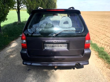 Mitsubishi Space Wagon, 1998 - pohled č. 6