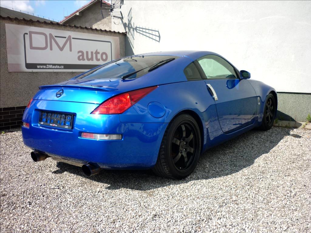 Nissan 350 Z, 2005 - pohled č. 3