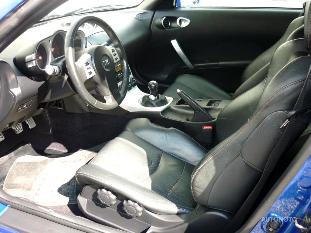 Nissan 350 Z, 2005 - pohled č. 5