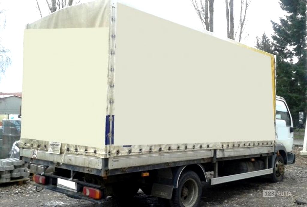 Nissan 4.5t valník 4.5m, 2003 - pohled č. 2