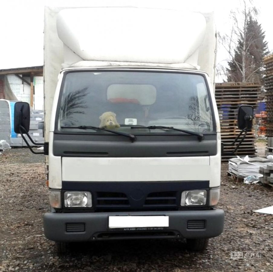 Nissan 4.5t valník 4.5m, 2003 - pohled č. 4