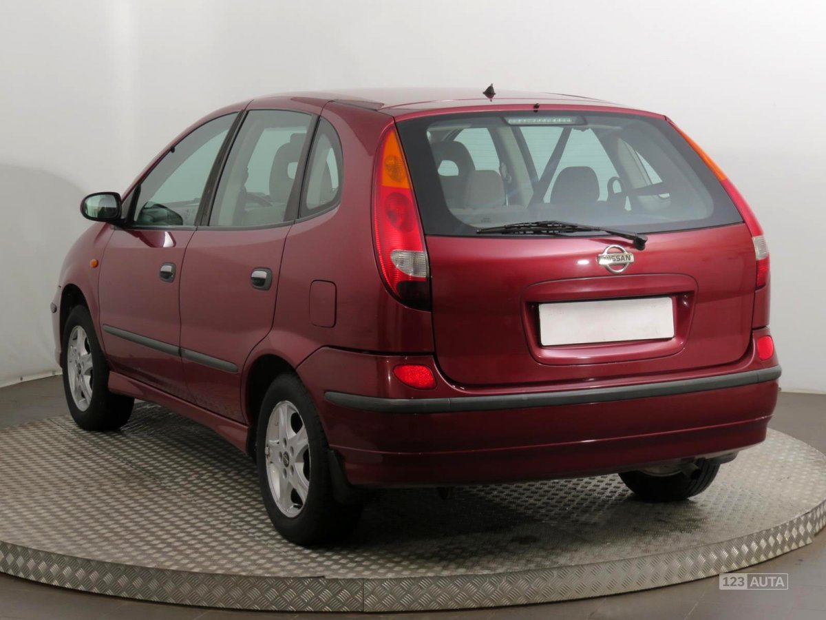 Nissan Almera Tino, 2002 - pohled č. 5