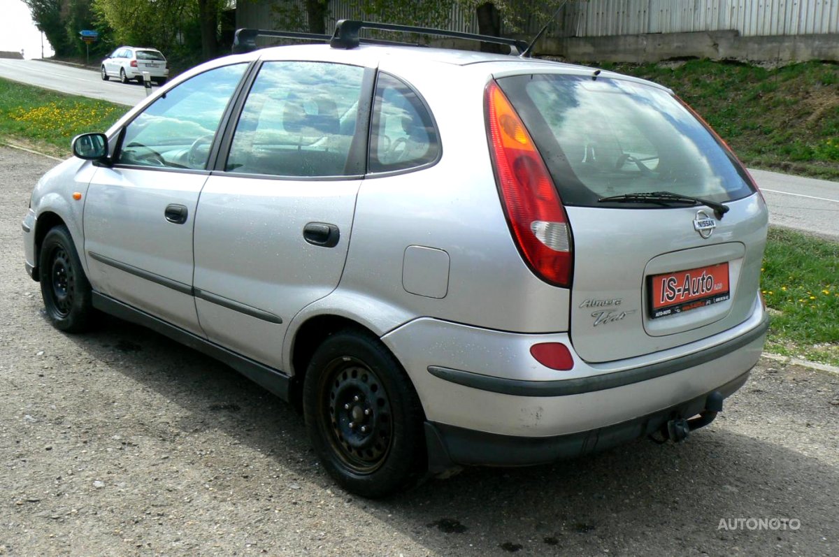 Nissan Almera Tino, 2002 - pohled č. 5