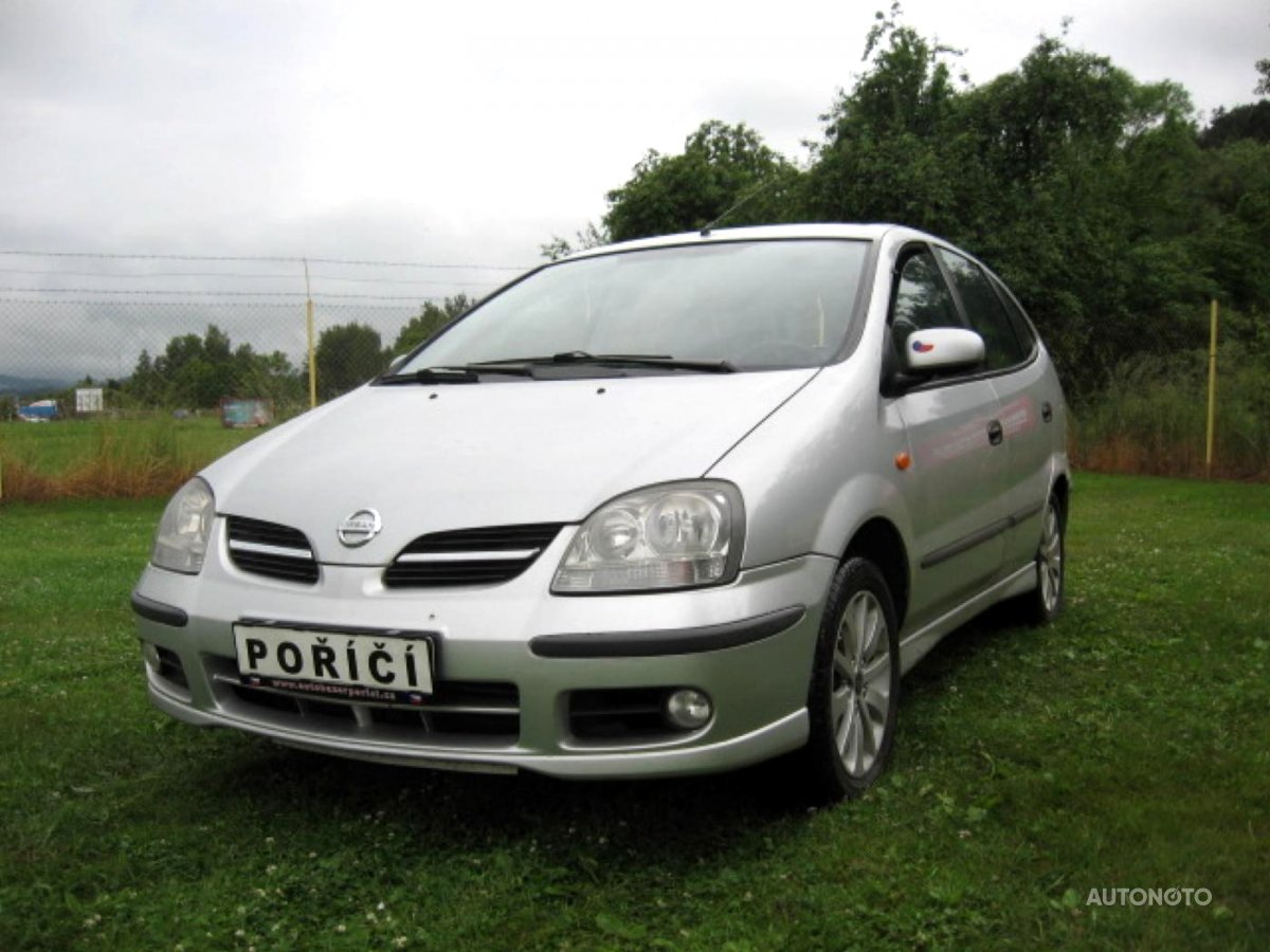 Nissan Almera Tino, 2005 - celkový pohled